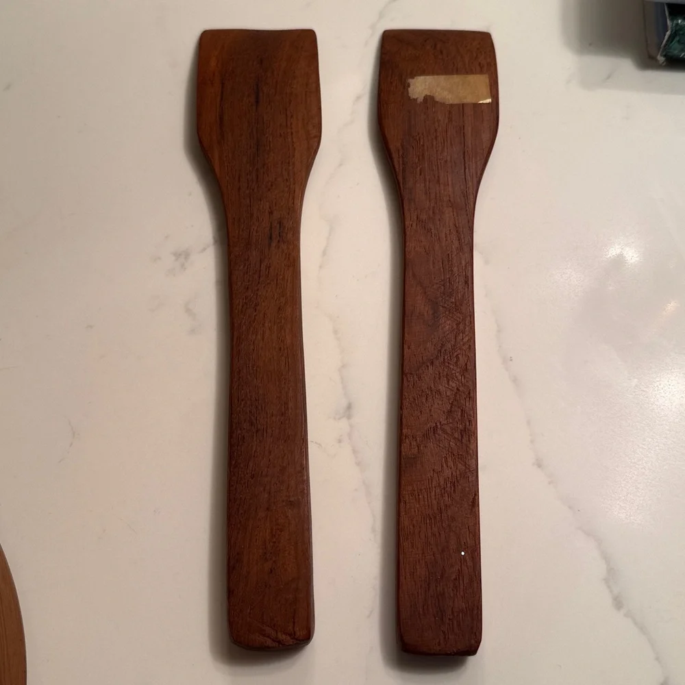 Vintage Gailstyn Sutton Teak Salad Bowl and Tongs FLAW